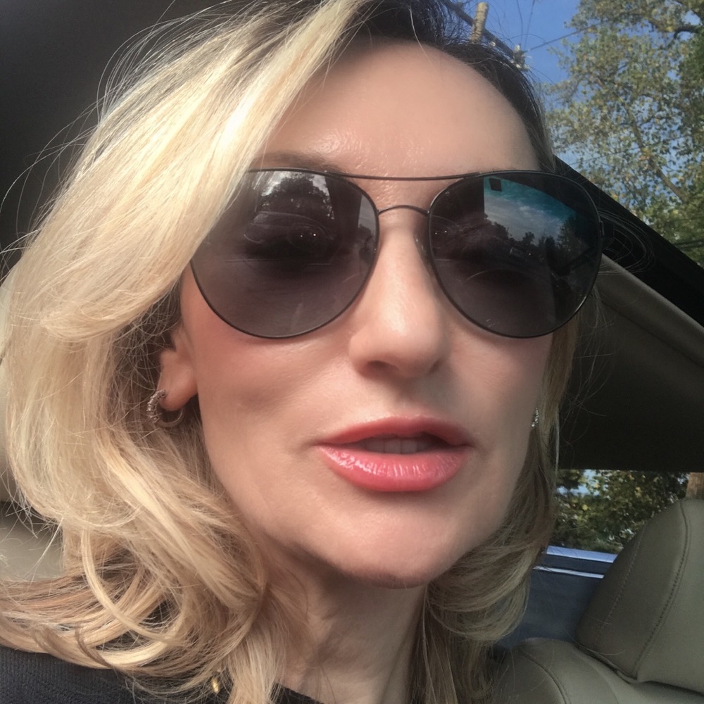 Meet your Posher, Anjelika